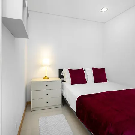 Amazing Flat In Apartment Olhos de Agua (Albufeira)